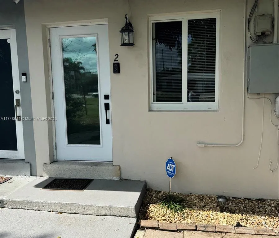 2209 NW 6th St # 2, Fort Lauderdale FL 33311