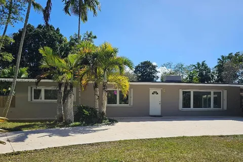 15278 SW 268th St, Homestead FL 33032