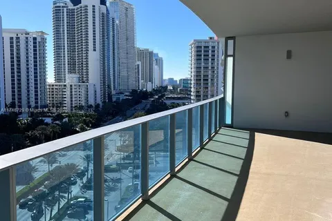 17550 Collins Ave # 1004, Sunny Isles Beach FL 33160