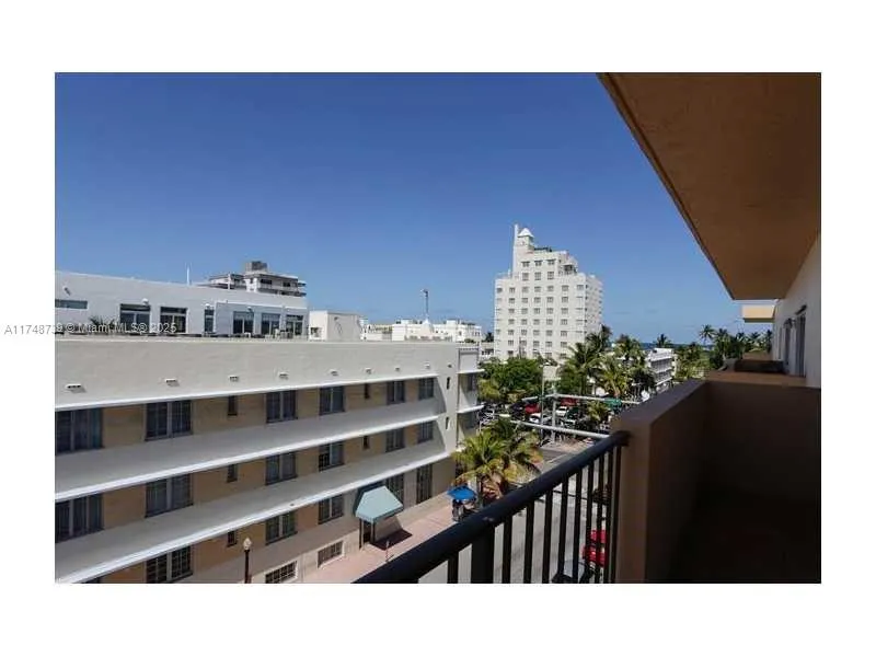 1150 Collins Ave # 502, Miami Beach FL 33139