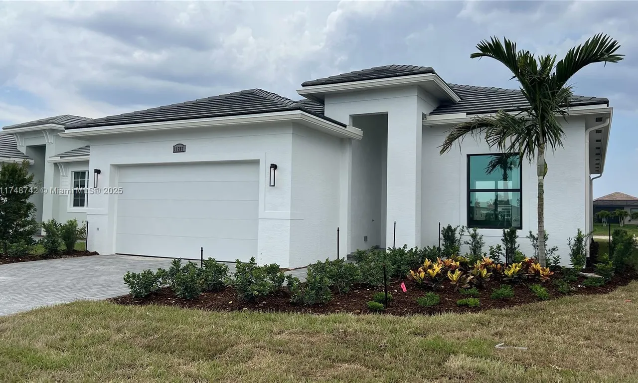 11267 SW Pietra Way, Port St. Lucie FL 34987