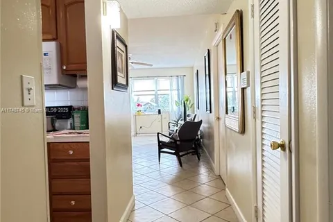 2200 Park Ln # 311, Hollywood FL 33021