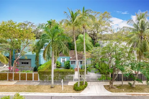 2288 Tequesta Way, Miami FL 33133