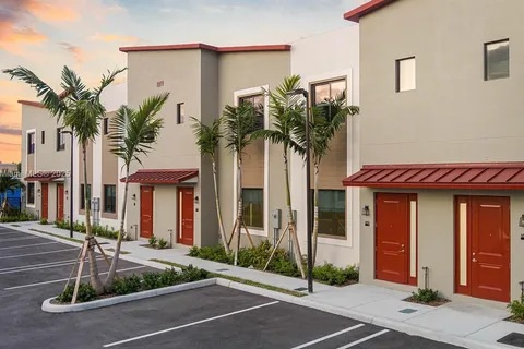 1001 NE 58th St # A, Oakland Park FL 33334