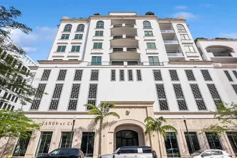 275 Giralda Ave # 7B, Coral Gables FL 33134