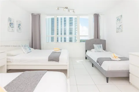 5445 Collins Ave # 617, Miami Beach FL 33140