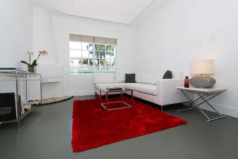 600 15th St # 6, Miami Beach FL 33139