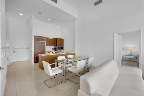 465 Brickell Ave # 1505, Miami FL 33131