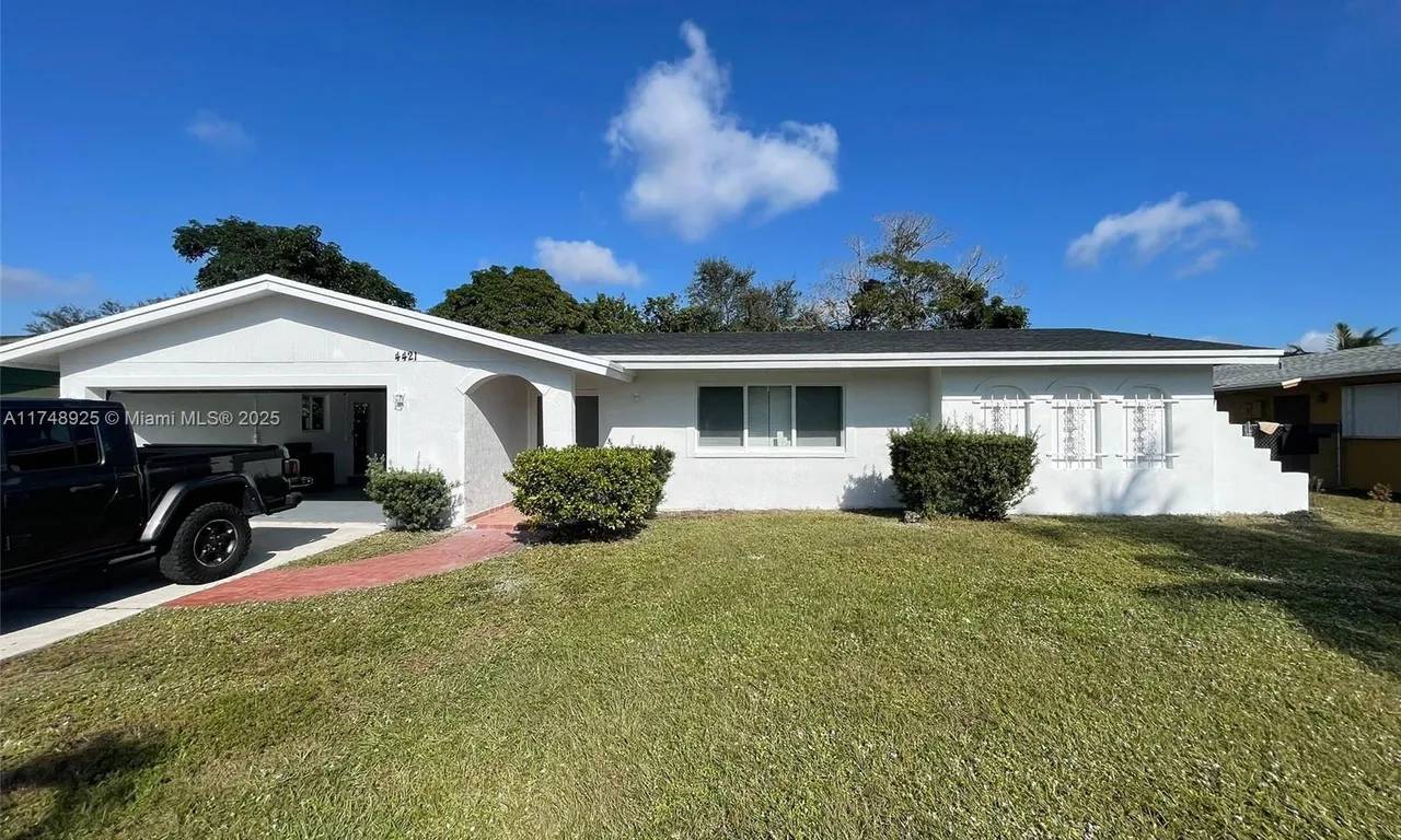 4421 NW 12th Ct # 0, Lauderhill FL 33313