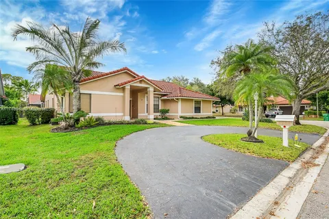 296 NW 118th Ter, Coral Springs FL 33071