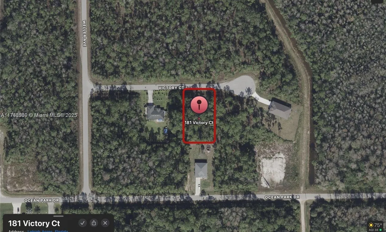 181 Victory CT, Lehigh Acres FL 33972