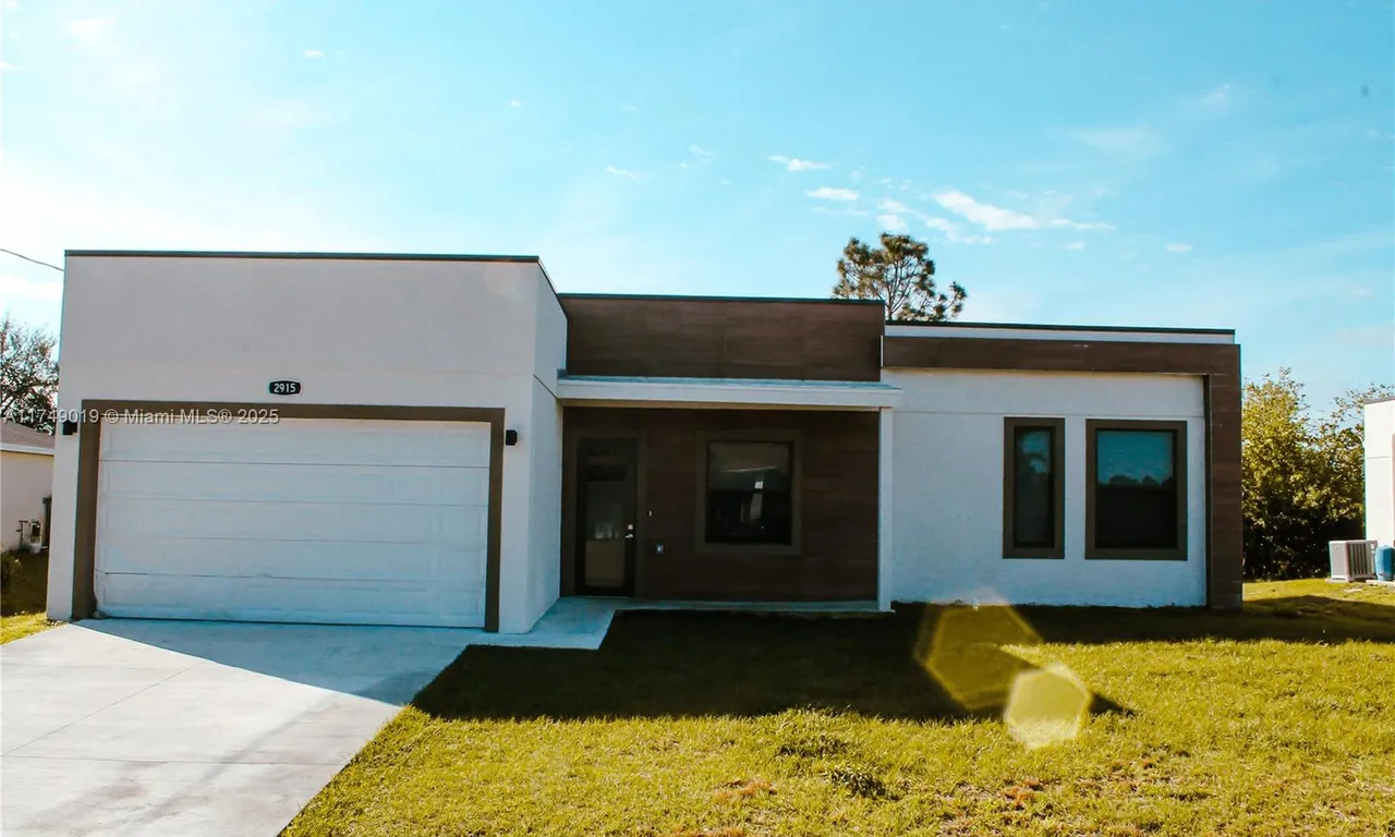 2915 65th St. West, Lehigh Acres FL 33971