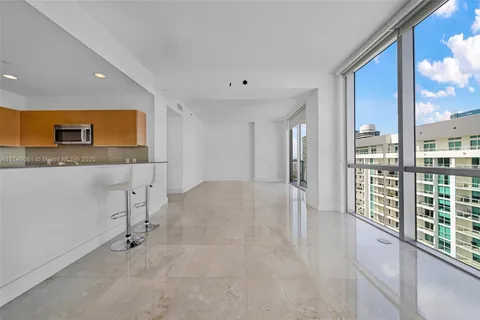 1060 Brickell Ave # 4307, Miami FL 33131