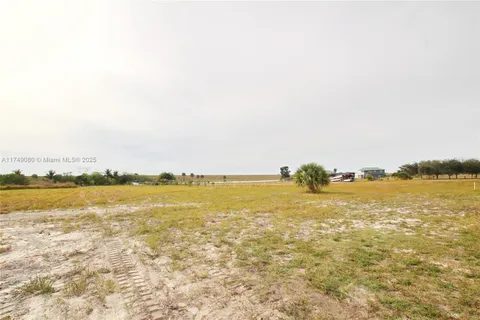 8000 SW Conners Hwy, Okeechobee FL 34974