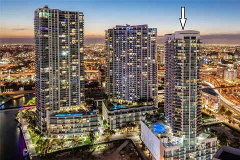 350 S Miami Ave # 2702, Miami FL 33130