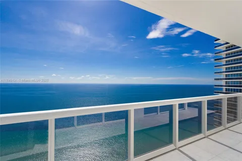 1800 S Ocean Dr, Hallandale Beach FL 33009