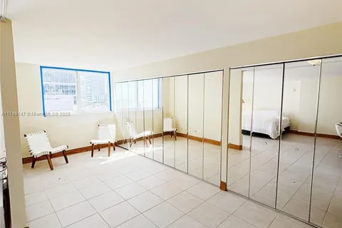 345 Ocean Dr # 914, Miami Beach FL 33139