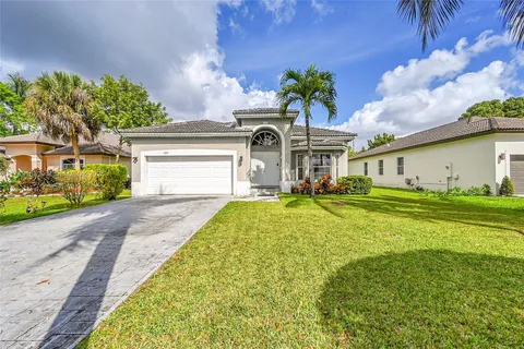 7095 E Tropical Way, Plantation FL 33317