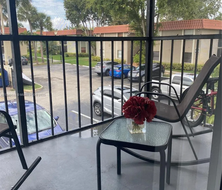 9722 Hammocks Blvd # 201, Miami FL 33196