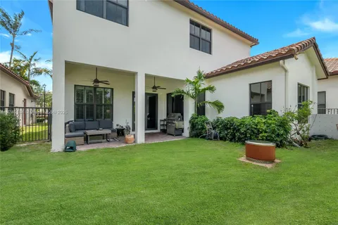 4038 NW 85th Ave, Cooper City FL 33024