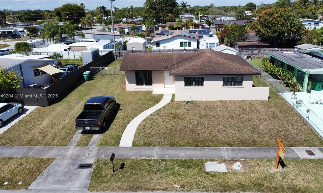 12125 SW 188th Ter, Miami FL 33177