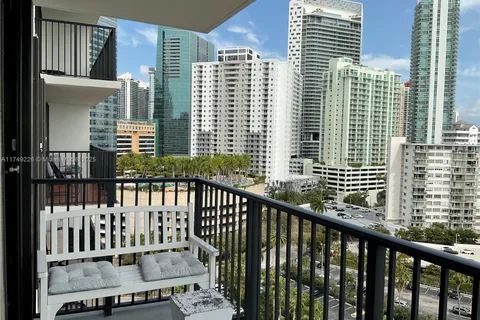 1450 Brickell Bay Dr # 1602, Miami FL 33131