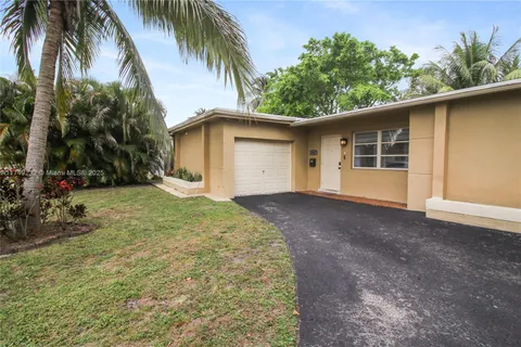 6841 NW 24th Ct, Sunrise FL 33313