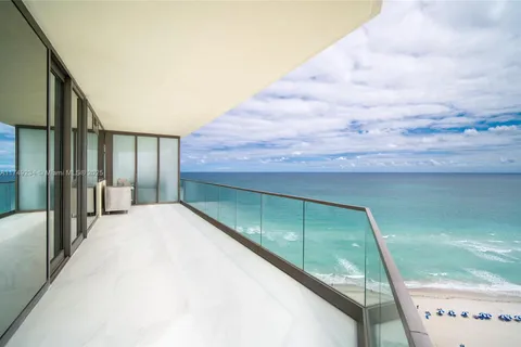 18975 Collins Ave # 1604, Sunny Isles Beach FL 33160