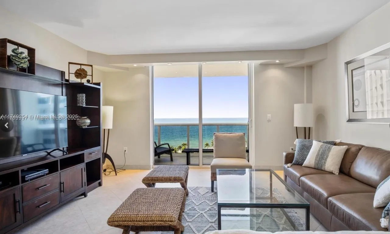 10275 COLLINS AV # 1018, Bal Harbour FL 33154