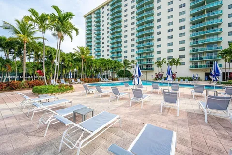 19370 Collins Ave # 517, Sunny Isles Beach FL 33160