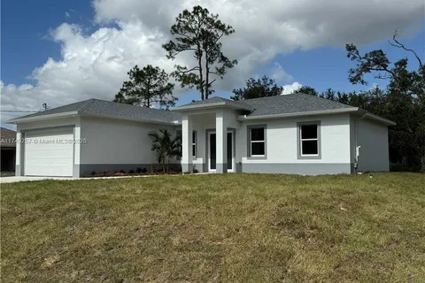 2003 E 14th St, Lehigh Acres FL 33972