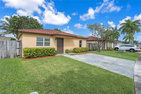 25740 SW 127 PL, Homestead FL 33032