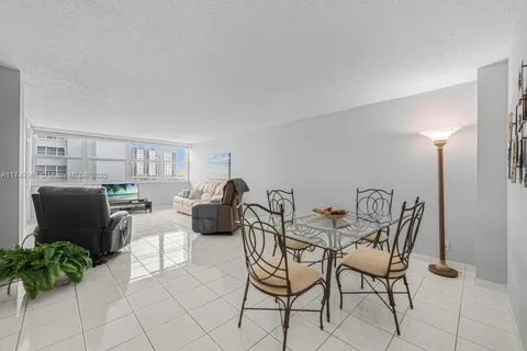 1410 S Ocean Dr # 1103, Hollywood FL 33019