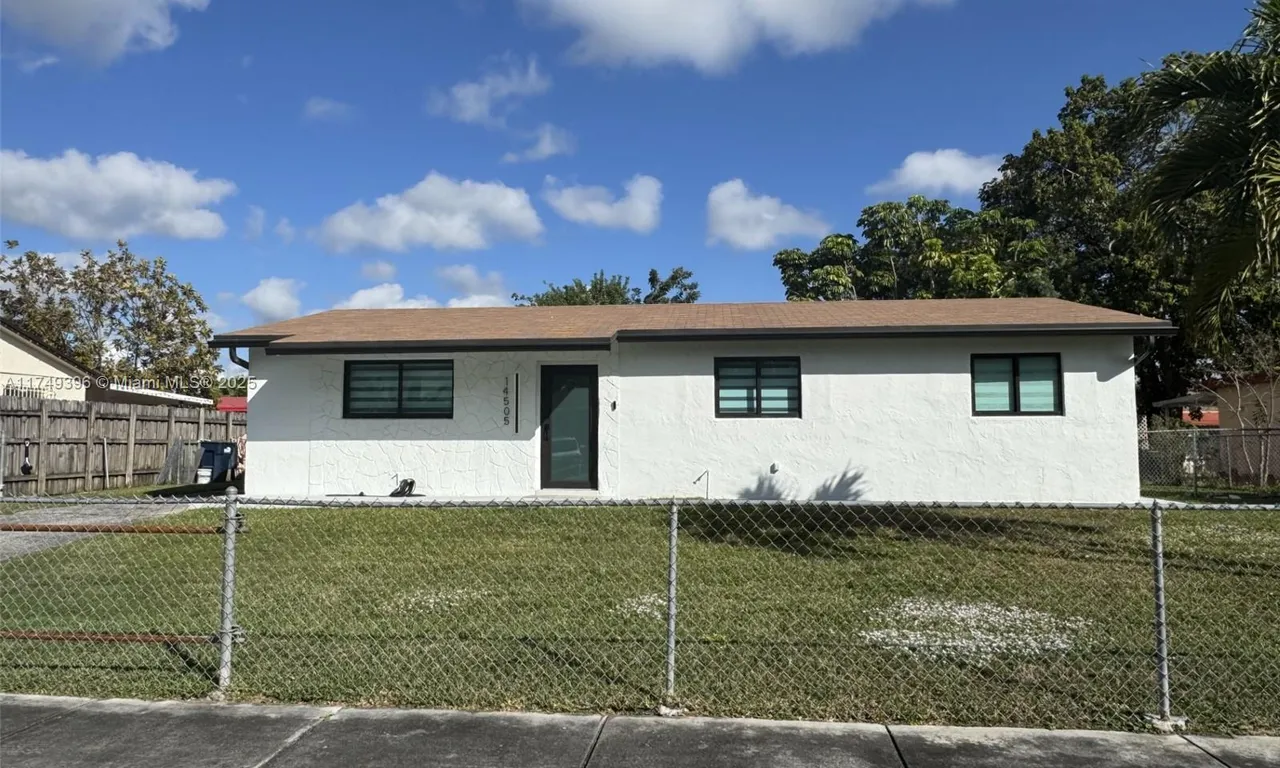 14505 SW 299th Ter, Homestead FL 33033