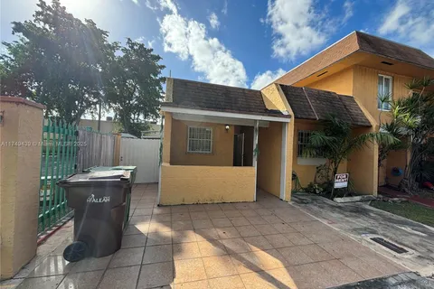 2350 W 53rd Ter # 12, Hialeah FL 33016