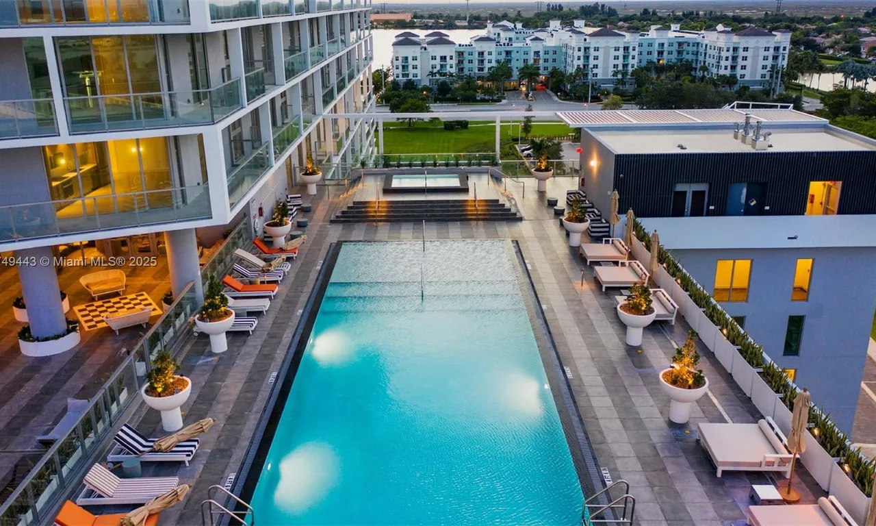 2000 Metropica Way # 1408, Sunrise FL 33323