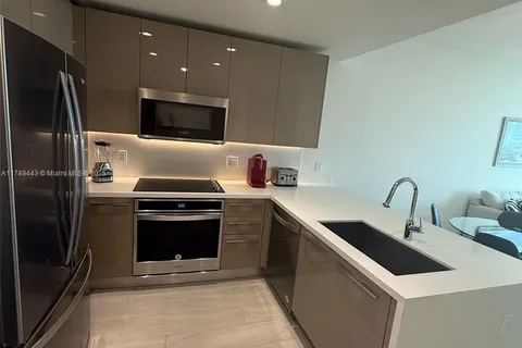 2000 Metropica Way # 1408, Sunrise FL 33323