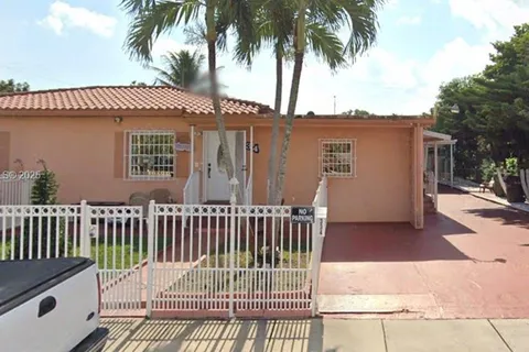 334 E 18th St, Hialeah FL 33010