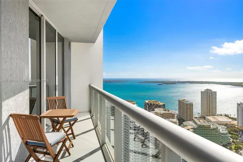 475 Brickell Ave # 4309, Miami FL 33131