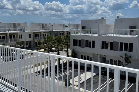 25818 SW 144th Ave, Naranja FL 33032