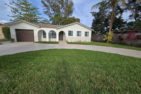 22274 SW 61st Ave, Boca Raton FL 33428