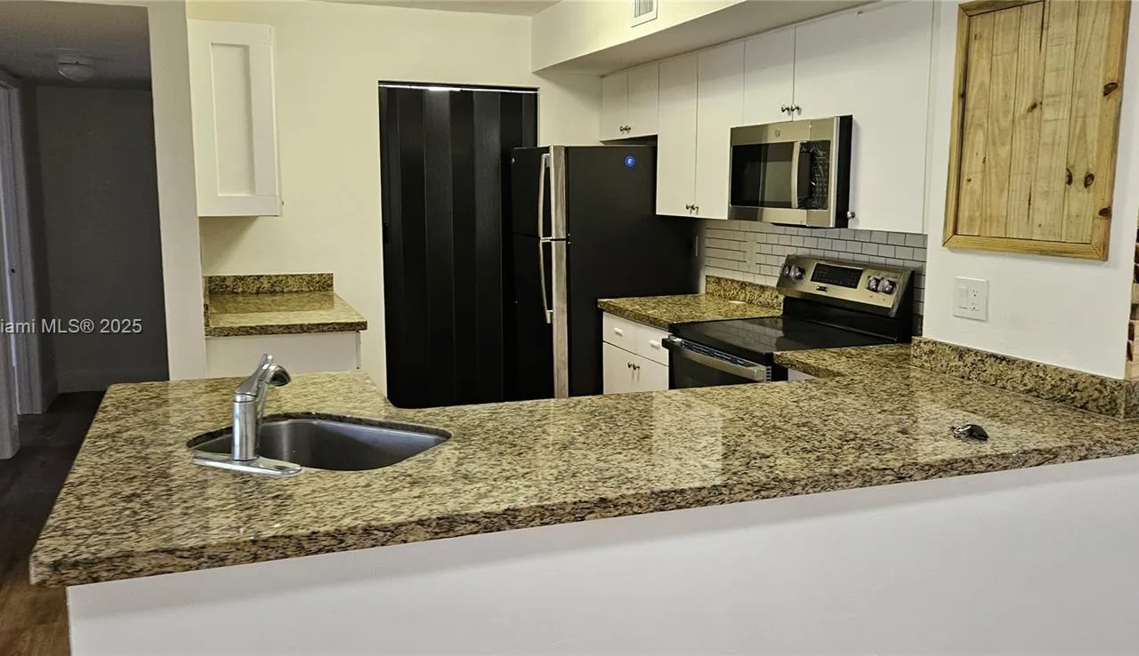3830 Lyons Rd # 3, Coconut Creek FL 33073