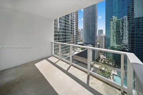 300 S Biscayne Blvd # 2101, Miami FL 33131