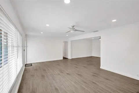 15440 SW 81st Ave, Palmetto Bay FL 33157
