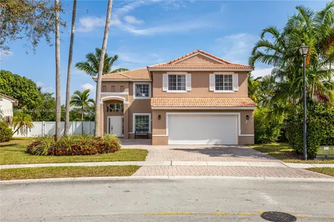 211 SW 192nd Ter, Pembroke Pines FL 33029