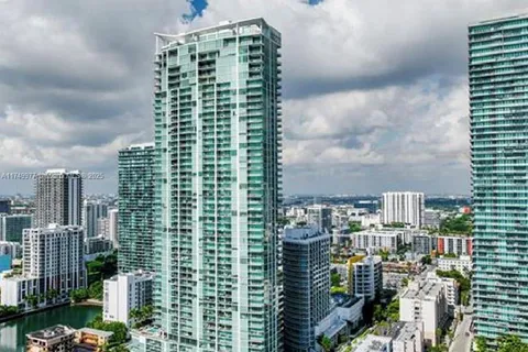 2900 NE 7th Ave # 1601, Miami FL 33137