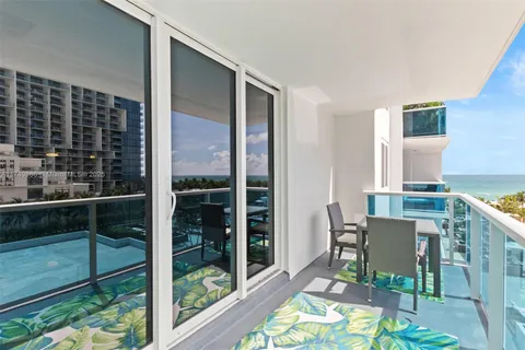 2301 Collins Ave # 504, Miami Beach FL 33139