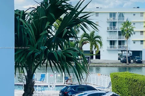 1185 Marseille Dr # 205, Miami Beach FL 33141