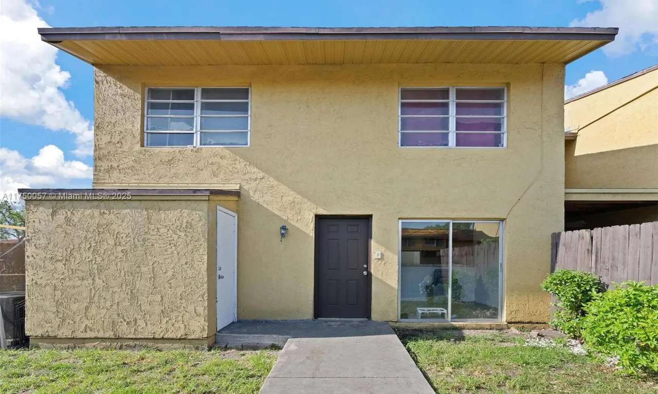15460 SW 82nd Ln # 404, Miami FL 33193