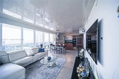 1830 S Ocean Dr # 3506, Hallandale Beach FL 33009
